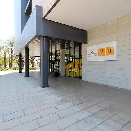 Villa Alojamiento Y Congresos - Villa Universitaria San Vicente Raspeig Eksteriør billede