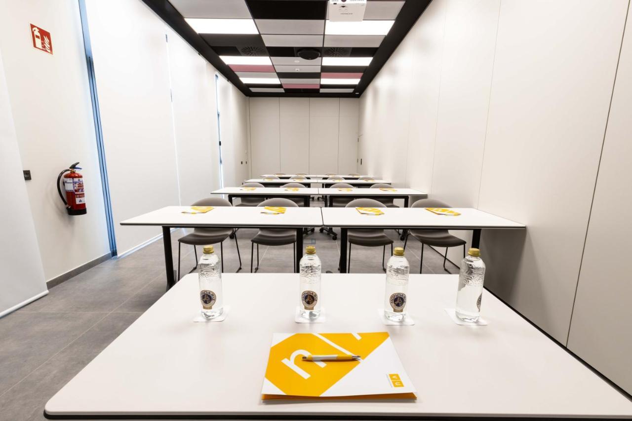 Villa Alojamiento Y Congresos - Villa Universitaria San Vicente Raspeig Eksteriør billede